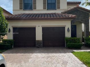 Baywinds Of Flores, Homestead, FL 33033