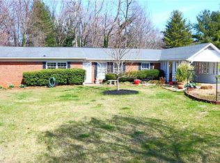 3123 Briarcliffe Rd, Winston Salem, NC 27106