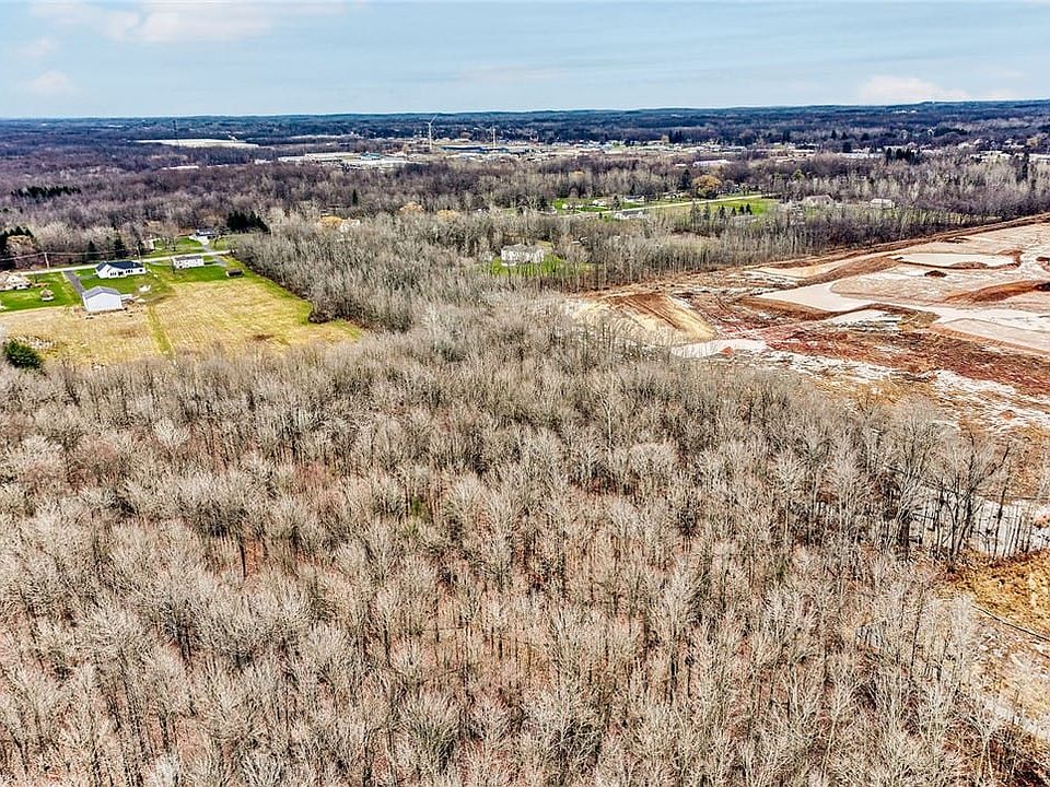 2nd image of County Line Rd