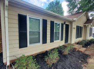 11101 Pinetta Ln, Charlotte, NC 28262