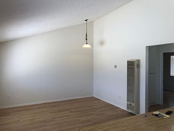 3rd image of 73785 Desert Trail Dr