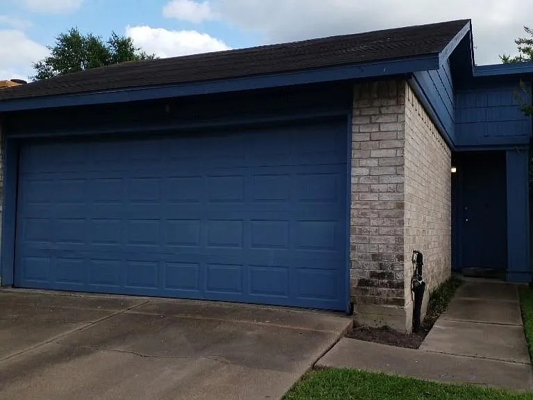 17815 Glenwolf Dr — Photo 2