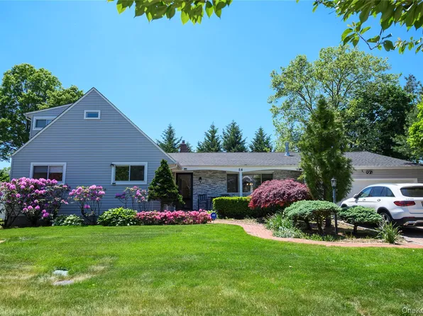 54 Ivy Drive, Jericho, NY 11753