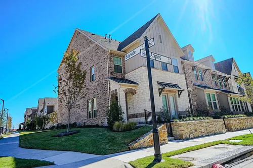 2130 Argolis Dr Photo 1