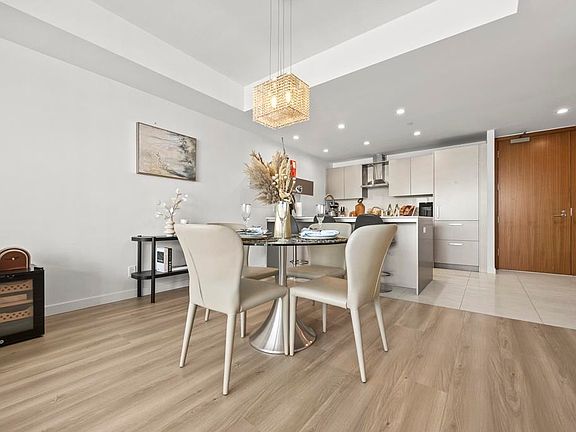 5th image of 5177 Brighouse Way #1202