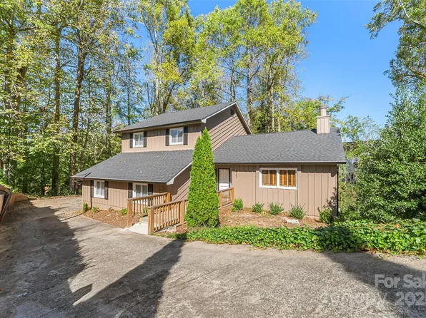 212 Riverside Dr, Morganton, NC 28655