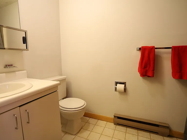 135 Snowood Dr #E4 — Photo 7