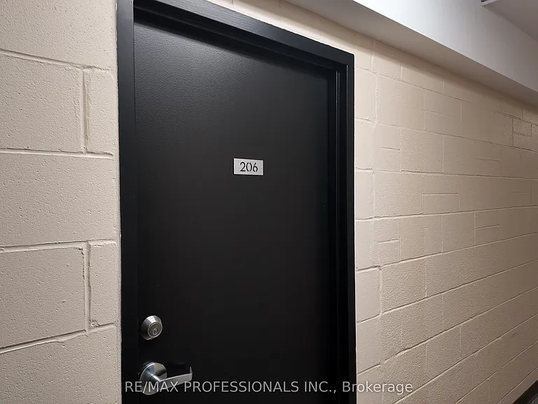 836 Concession St #206 — Photo 20