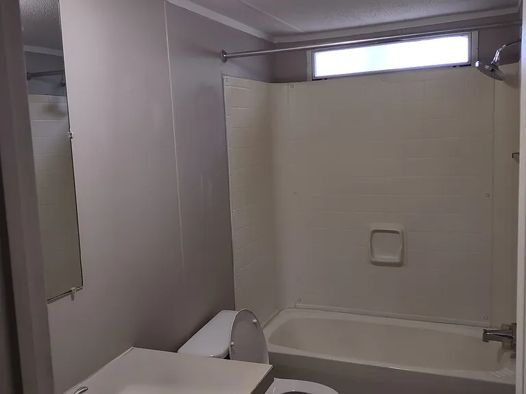 92 Tate Ln #92 — Photo 9