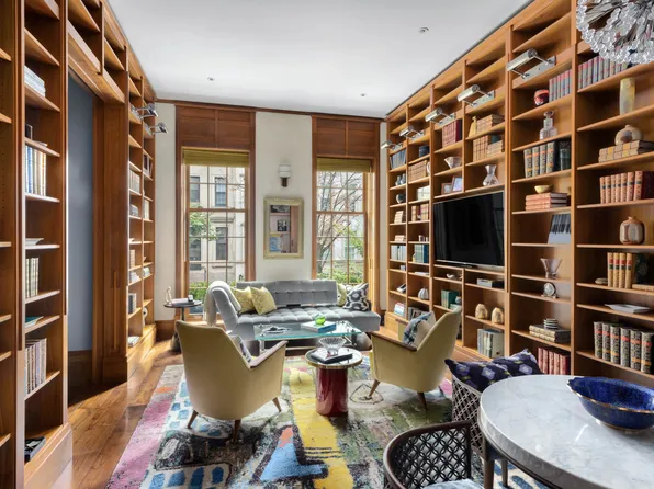 159 East 61st Street image 5 of 22