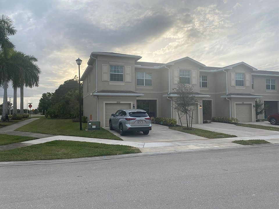 1st image of 2101 NW Treviso Cir