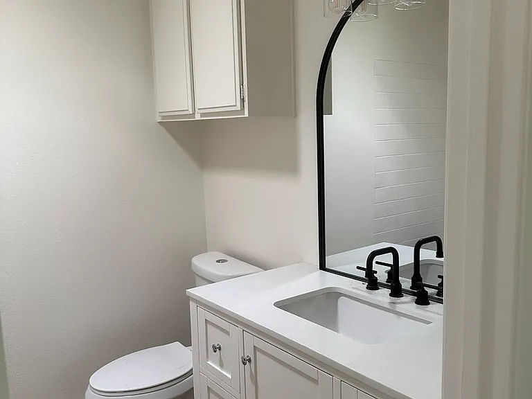 453 Baja Ct — Photo 16