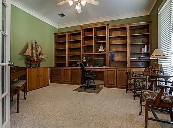 5th image of 309 Earlston Ct