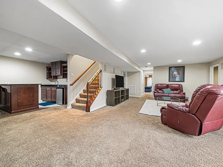 14923 Spriggs Tree Ln — Photo 38