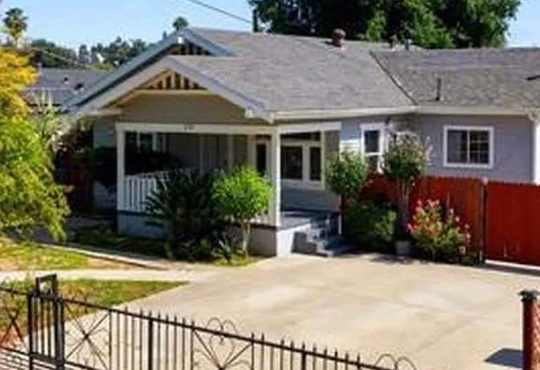 270 Del Monte St — Photo 1