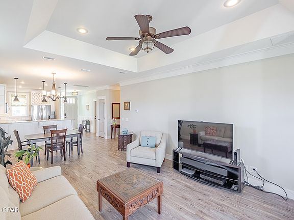 5th image of 21806 Palm Ave