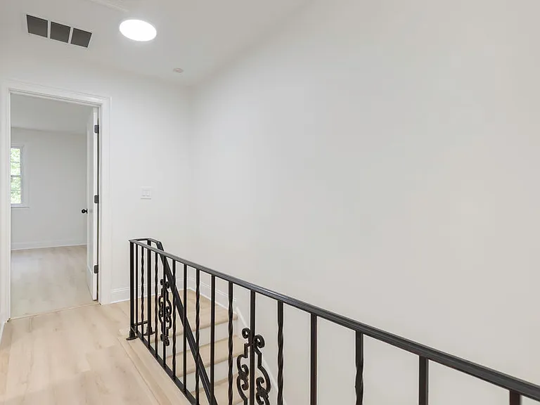 118 Texas Ave #1 — Photo 27