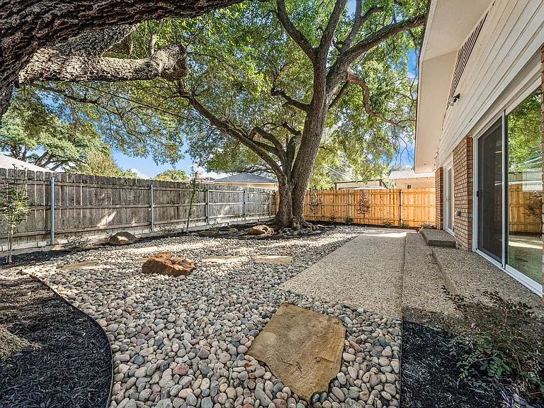 29011 Woodland Dr — Photo 69