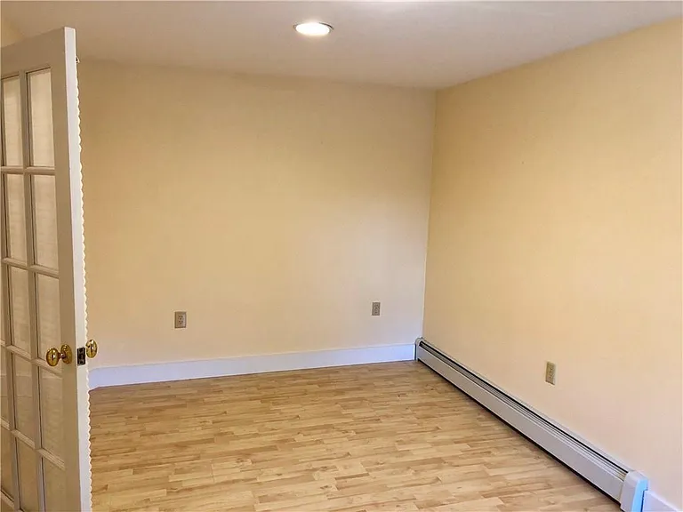 16 Clearview Ave #D — Photo 14