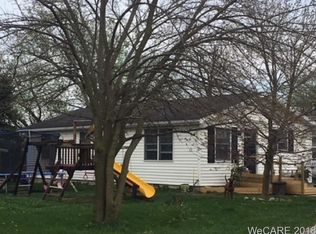 27 Eastlake Dr, Wapakoneta, OH 45895