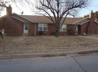 619 Lakeview Ave, Healdton, OK 73438