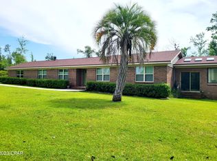 2344 Hummingbird Dr, Marianna, FL 32448