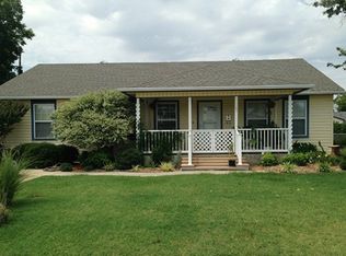 105 Duffer Dr, Mangum, OK 73554