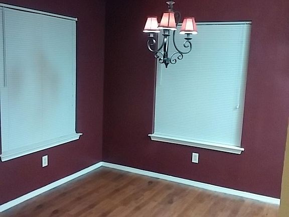 5th image of 1200 York Castle Dr