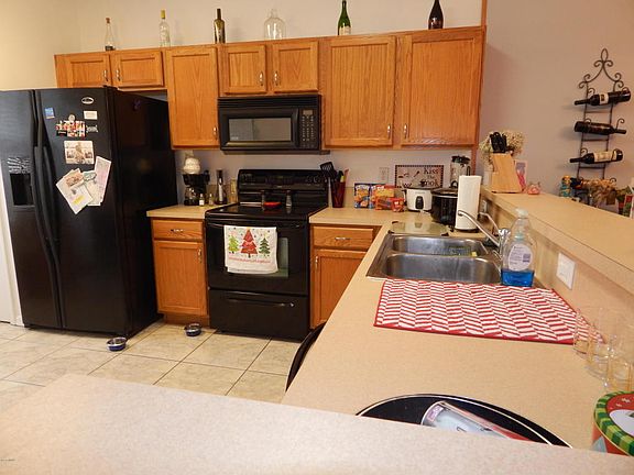 4th image of 296 Marion Pl #296