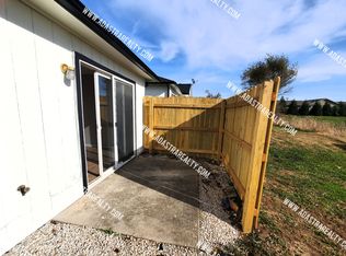 127 Ames St, Baldwin City, KS 66006