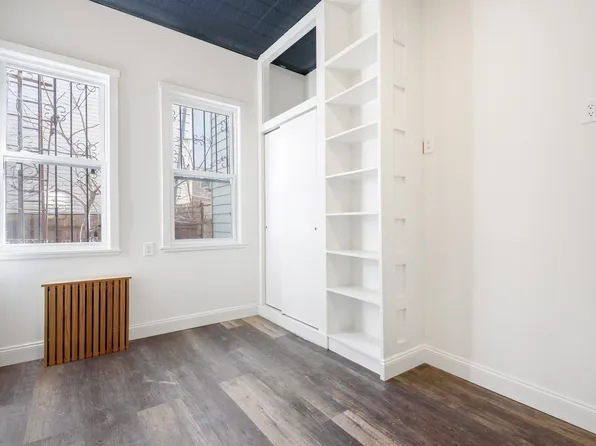 342 Leonard Street image 2 of 5