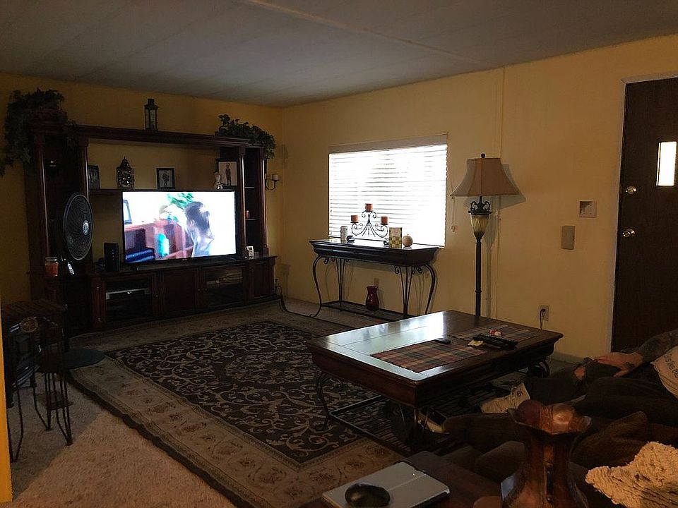 2nd image of 601 N Kirby St Space 65