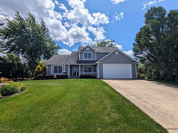2nd image of 11013 Vineyard Dr