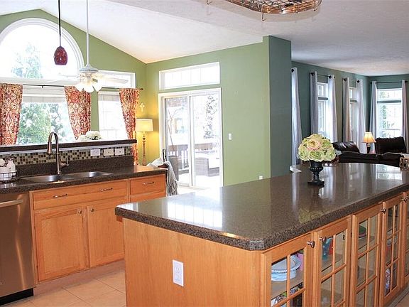 4th image of 5997 Triple Crown Dr