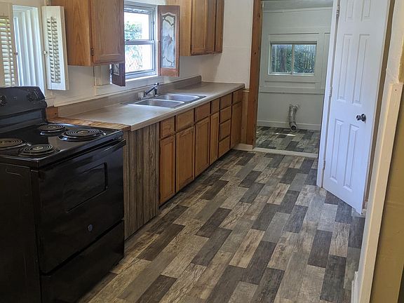 4th image of 634 Tisdale Ave