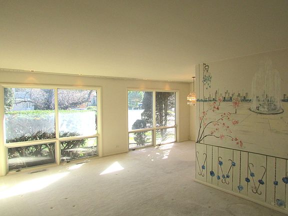 5th image of 9536 Tripp Ave