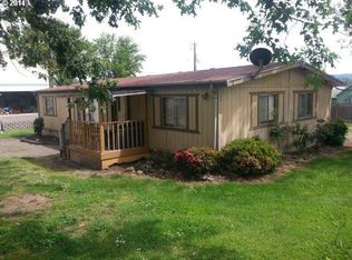 503 Happy Valley Rd, Roseburg, OR 97471