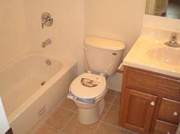 2nd image of 118 E Schubert Ave