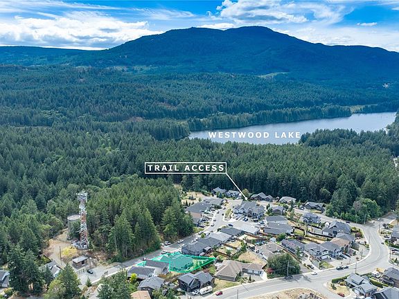2nd image of 1312 Langara Dr
