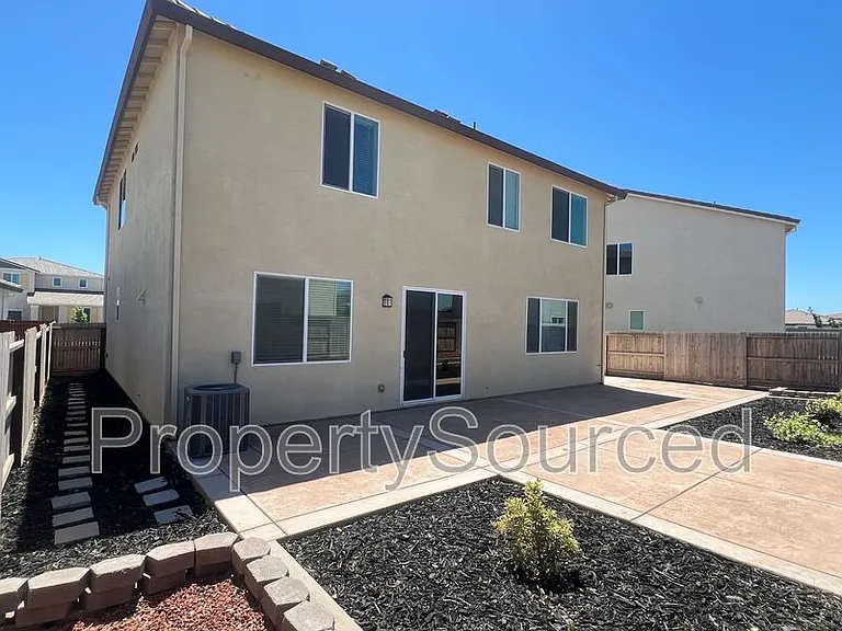 2957 Mokelumne Ct — Photo 34