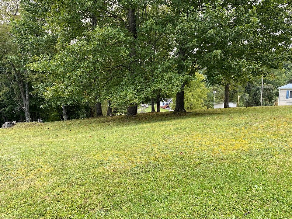 2nd image of Summitt Dr