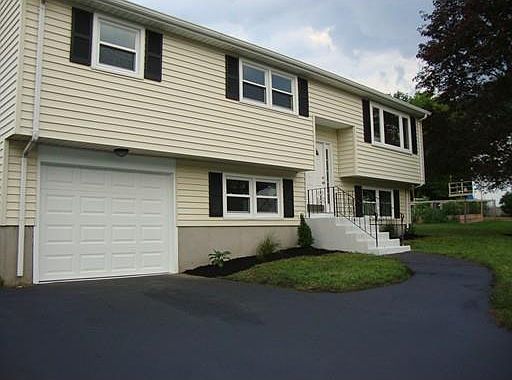 1st image of 25 Karen Dr