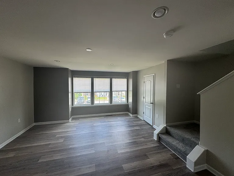 65 Private Ct — Photo 17