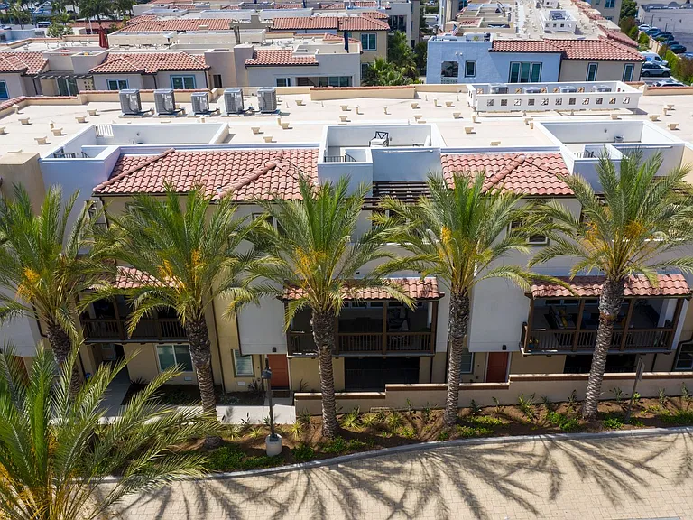 3440 Doheny Way — Photo 33