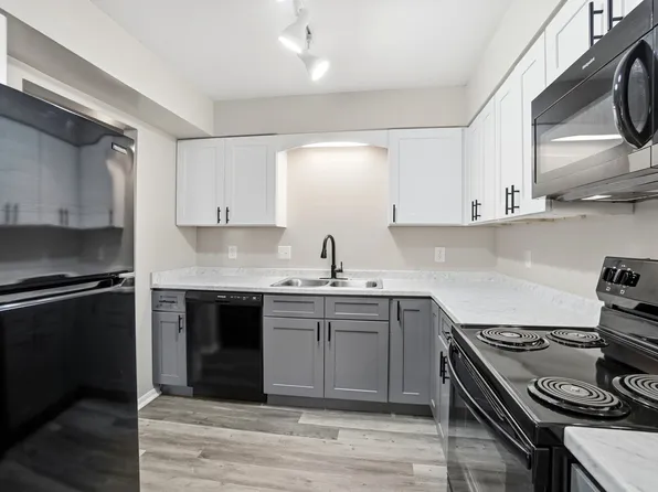 Northcrest Garden Apartments