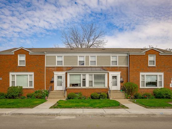 5640 W Carmen Ave, Chicago, IL 60630