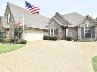 230 White Pine Pl, Oakland, TN 38060