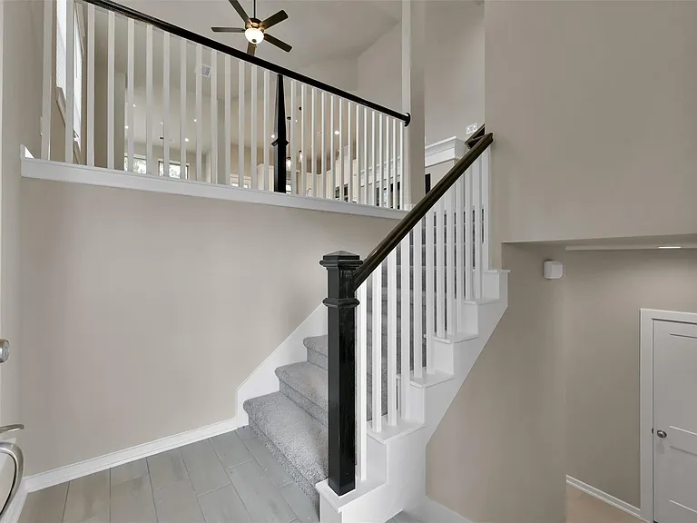 543 Longleaf Pine Dr — Photo 3