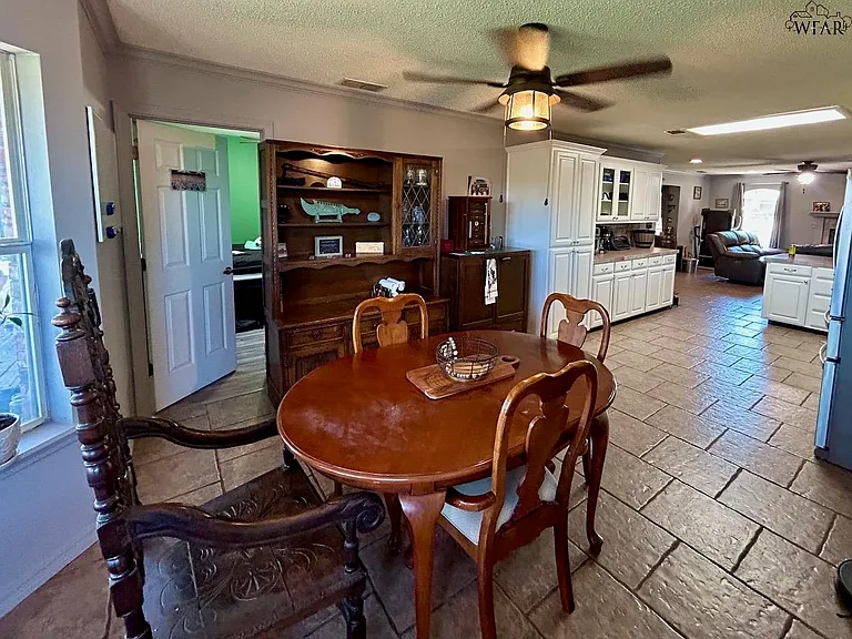 4816 Matterhorn Dr — Photo 8