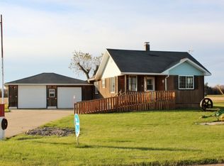 9712 Toppin Rd, Harbor Beach, MI 48441